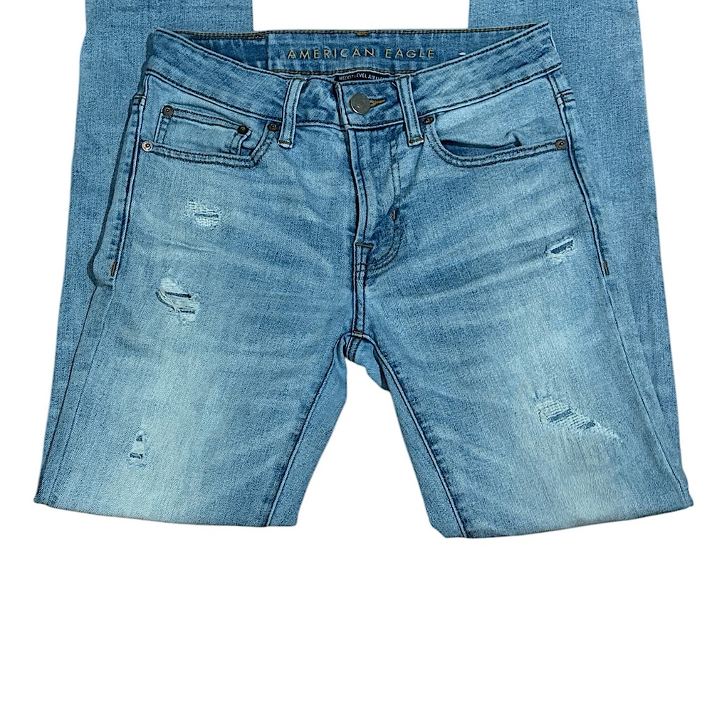 American Eagle Outfitters Men's Light Blue Distressed Jeans